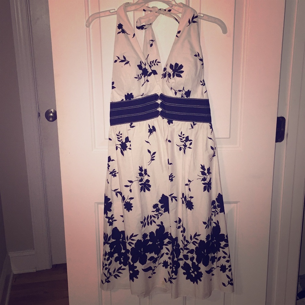 WhiteHouse/BlackMarket black & white halter dress